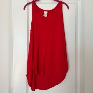 High-low reddish tank top